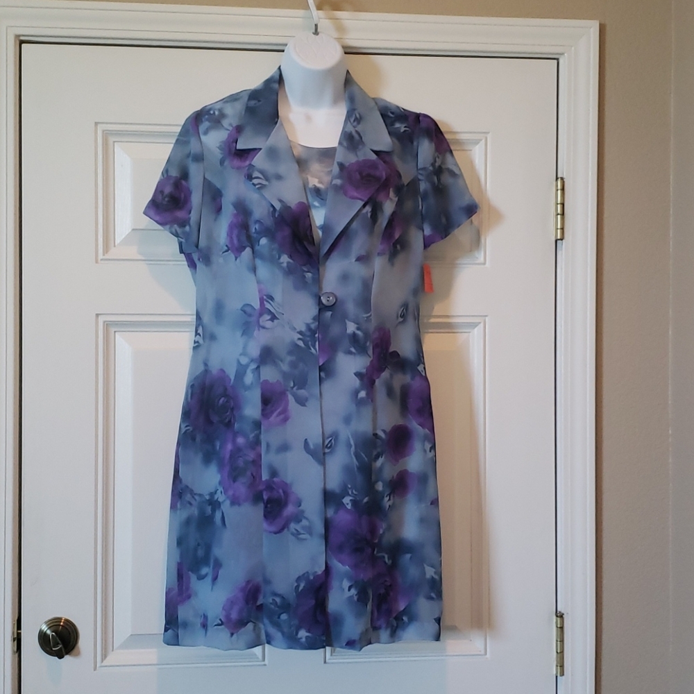 Dress - Picture 15 of 16